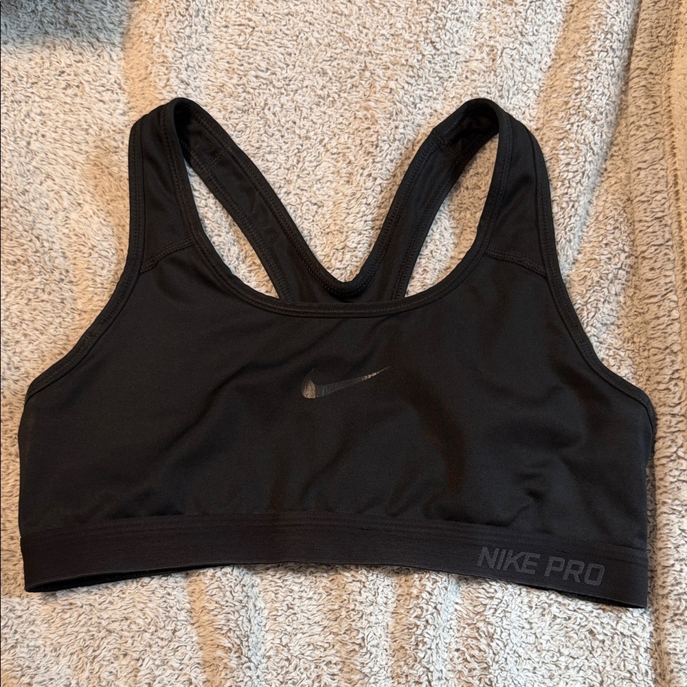 Nike Pro Sports Bra